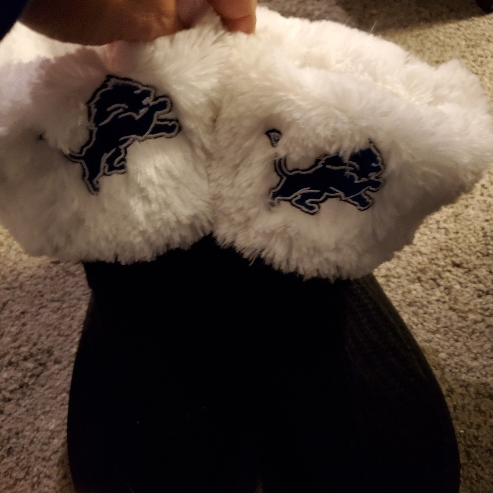 Detroit lions slipper boots